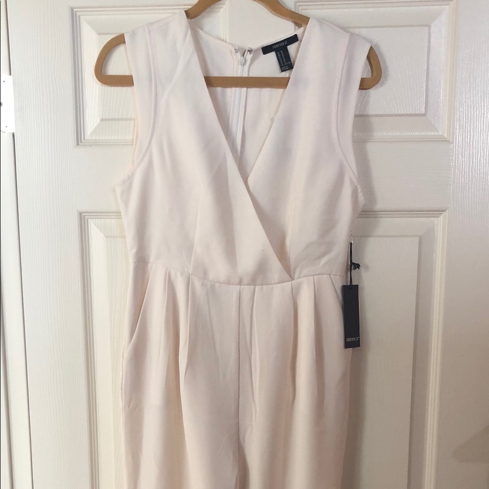 Forever 21 Ivory Jumpsuit SZ M